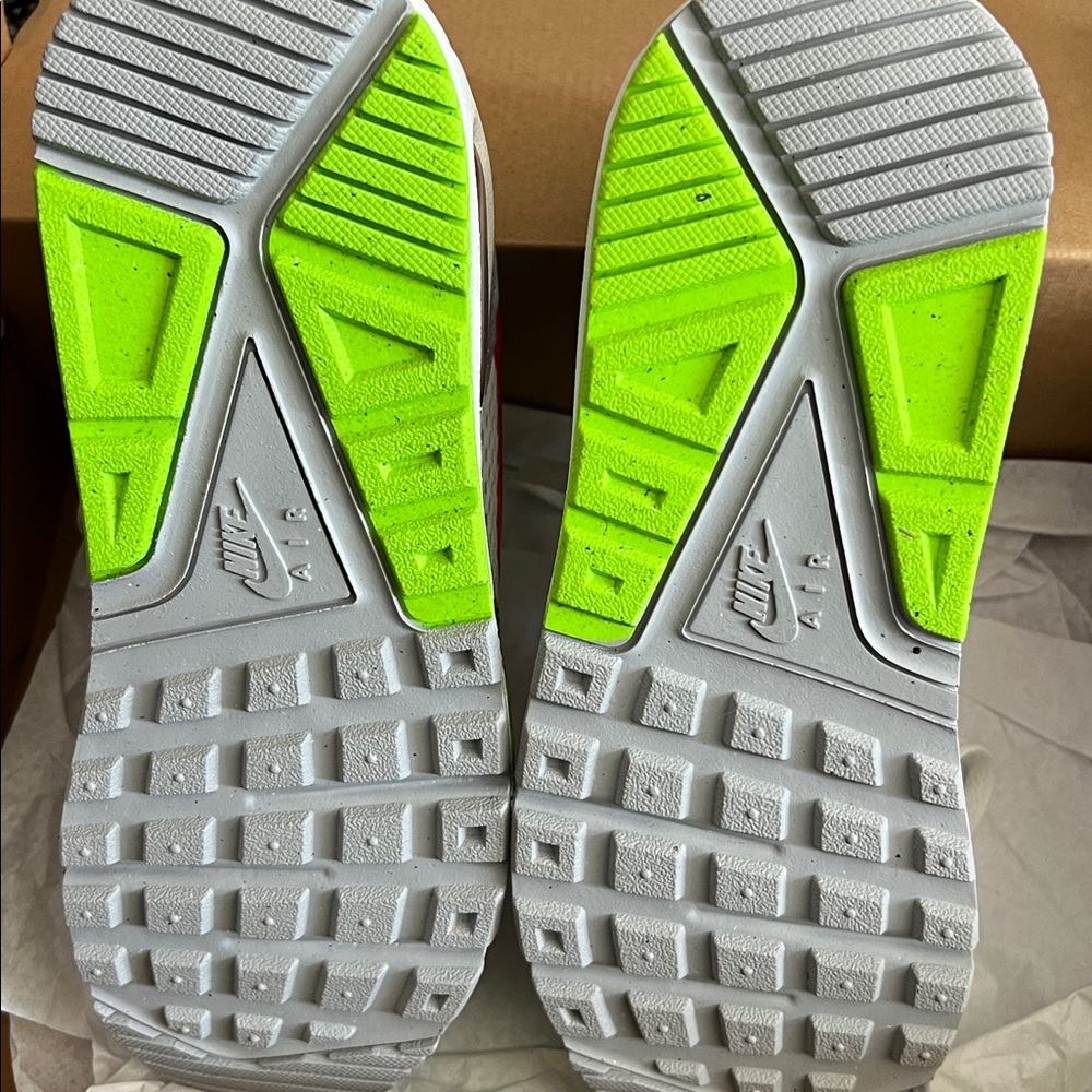 NIKE Air Max Correlate Training Shoes White/Fireberry-Pure Platinum - Picture 10 of 16